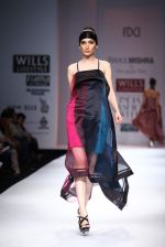 Model walks the ramp for Rahul Mishra at Wills Lifestyle India Fashion Week Autumn Winter 2012 Day 4 on 18th Feb 2012 (74).JPG